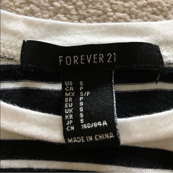 Forever 21 Stripped Crop Tee - Picture 3 of 3